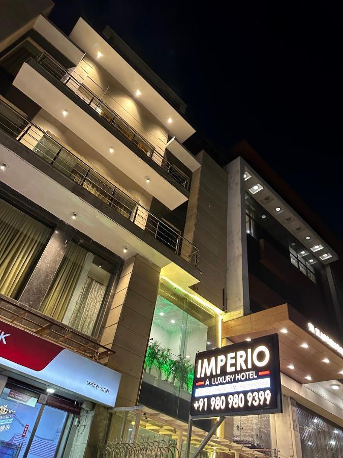 Hotel The Imperio Ню Делхи Екстериор снимка